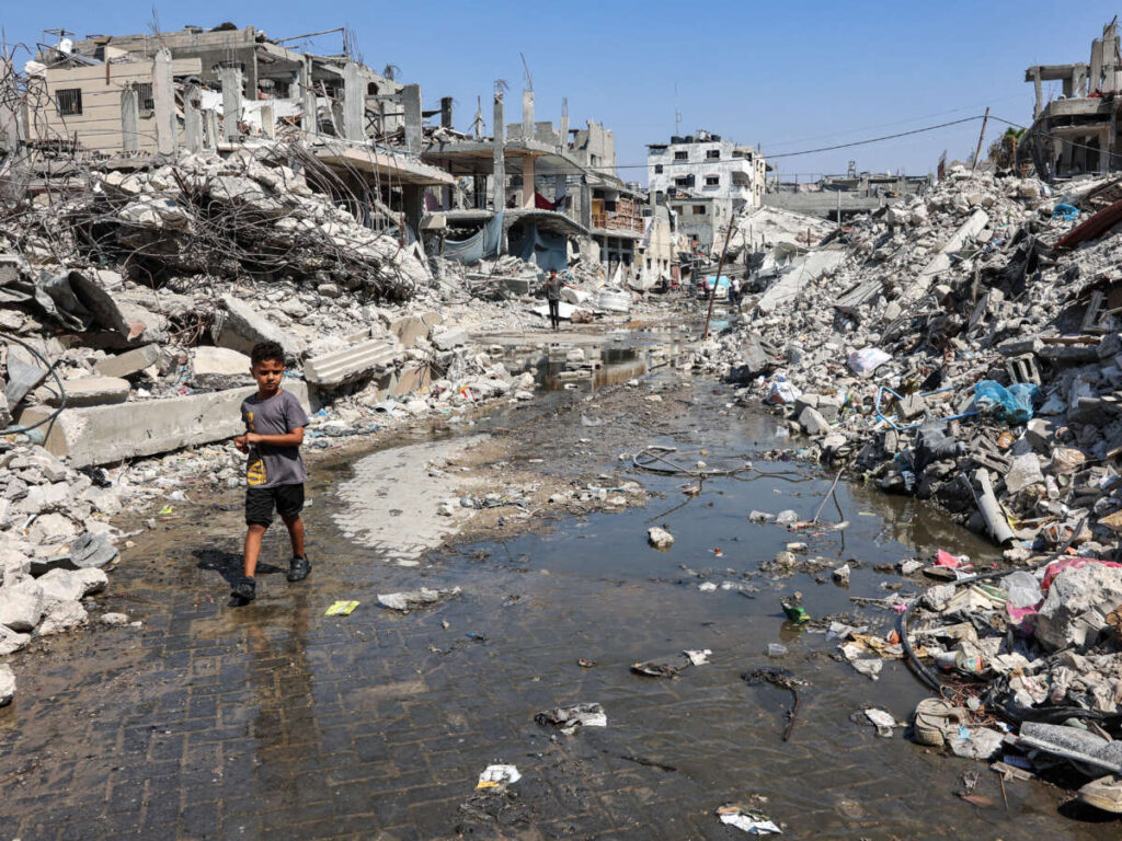 A Torturous Sanitation Disaster Is Unfolding in Gaza’s Displacement Camps