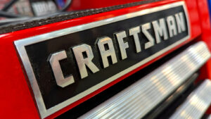 This Trending 262-Piece Craftsman Mechanics Tool Kit Is Just $150 At Lowe’s