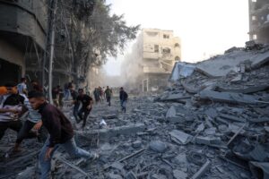 ‘I was so hopeful’: Gaza residents crushed as reopened banks offer no cash