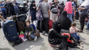 Palestinians Chase Safety Across the Border to Egypt