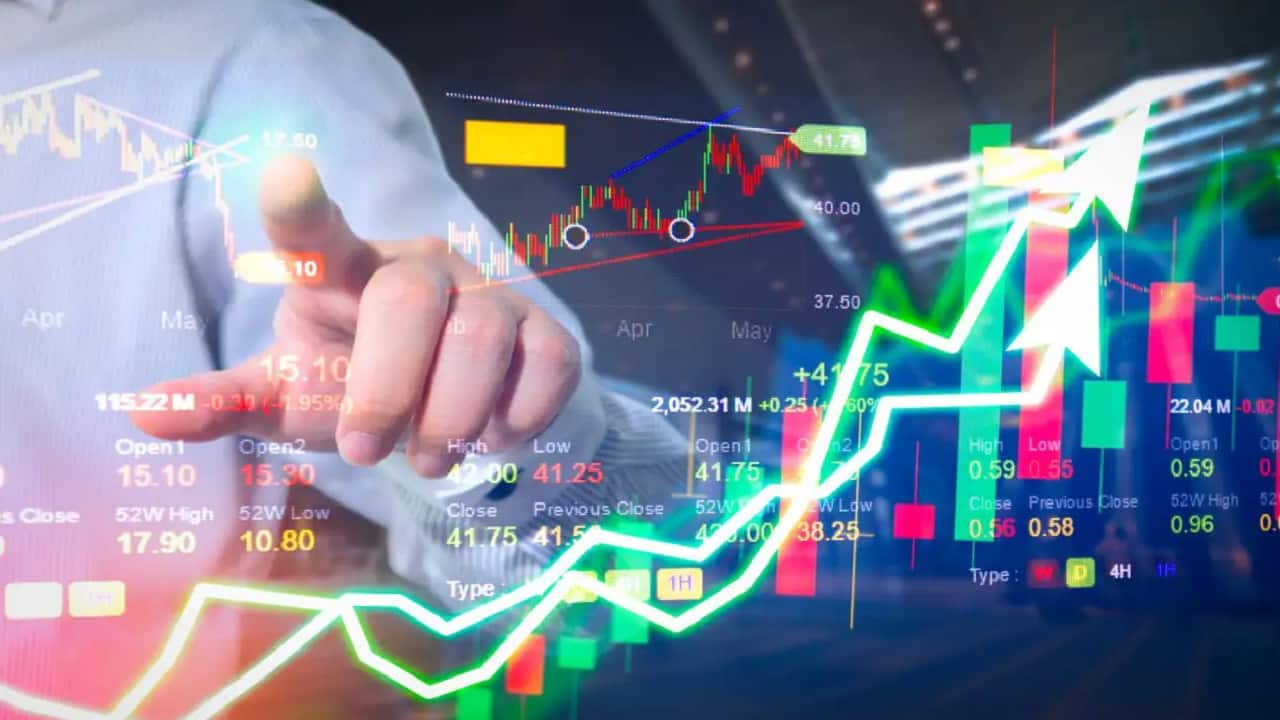 Dow slips 38 points at open as markets brace for Nvidia earnings, S&P 500 up 1%