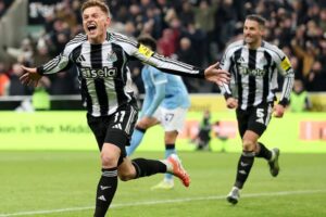 Barnes Scores Twice As Newcastle Beat Man City 2-1 At St James’