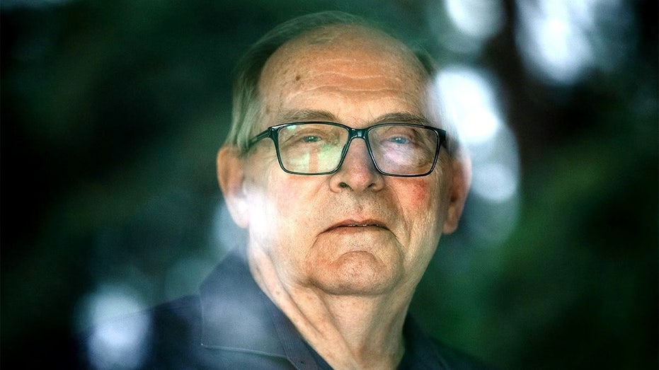 How one man dodged Alzheimer’s, plus ‘trans trend’ plunges at colleges