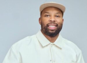 Sizwe Dhlomo gives fans a sneak peek inside his sleek new home studio