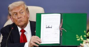 A commitment of peace in Gaza and storms continue to batter the East Coast: Morning Rundown