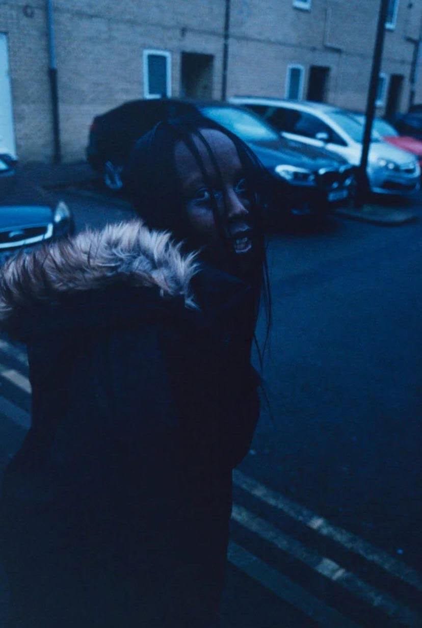 Klein Announces Deluxe 3LP Of Mixtape ‘sleep with a cane’