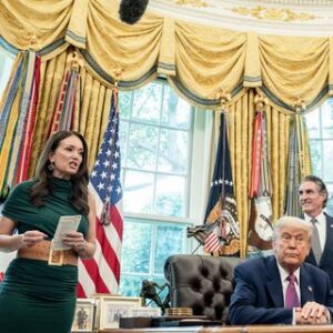 Another SNAP disruption looms unless states give Trump their immigration data