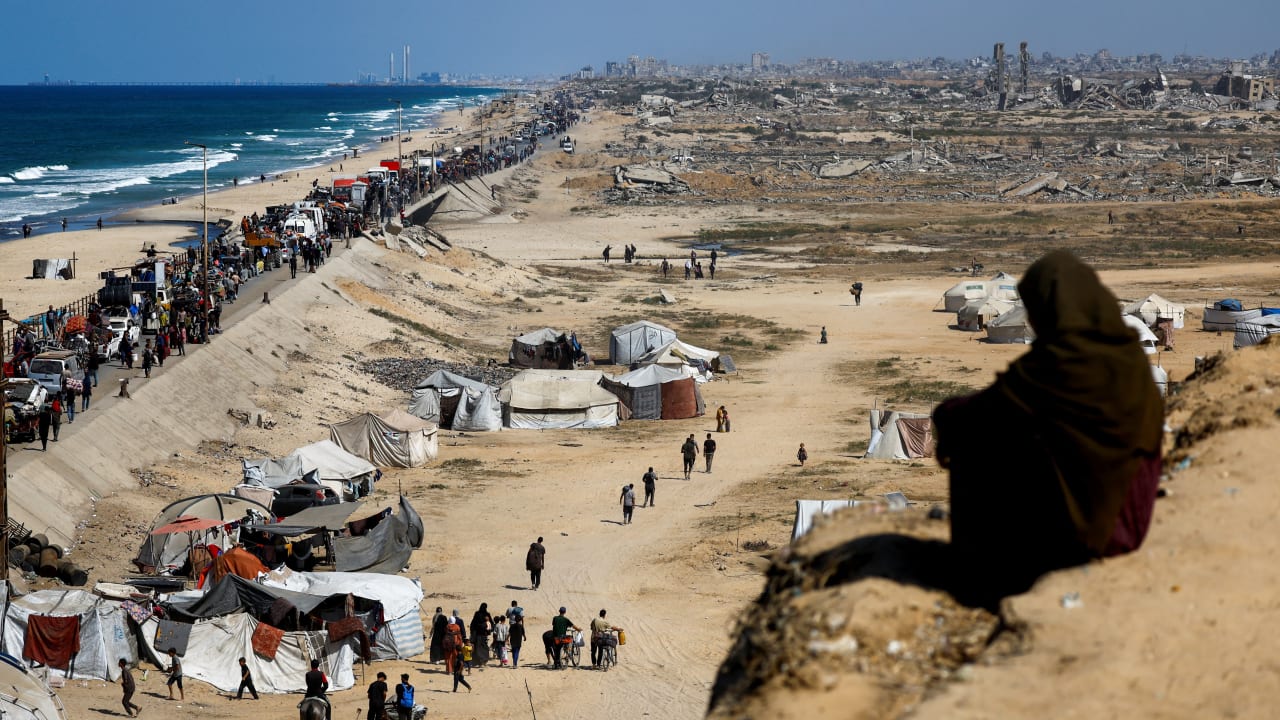 Hamas shoots at Palestinian rioters after abducting prominent Gaza clan members