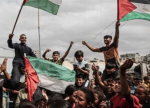 FM receives calls from counterparts congratulating Egypt on Gaza agreement