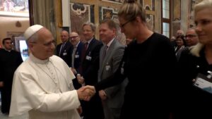 Pope Leo XVI praises reporters in Gaza and Ukraine who risk their lives to recount the truth of war