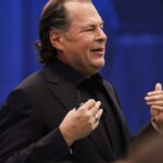 Salesforce beats on earnings, issues better-than-expected revenue forecast