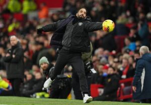 Man United identify Premier League midfielder as transfer target