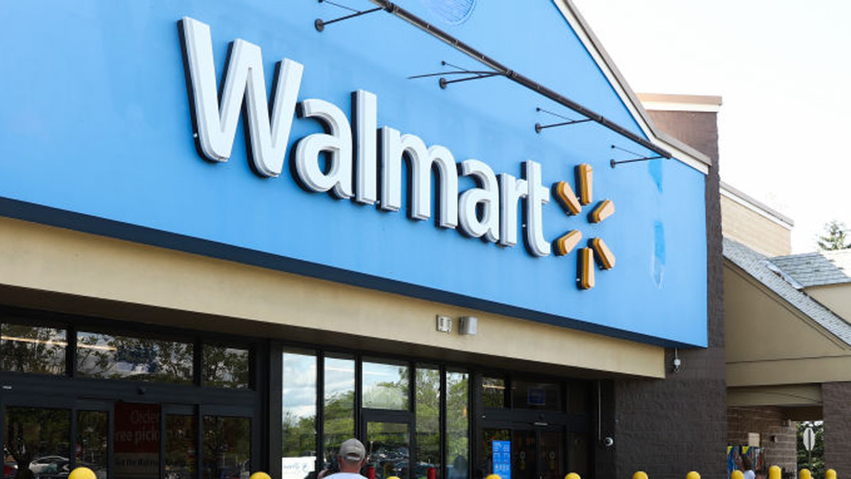 Walmart’s bestselling boho comforter set is on sale for $27