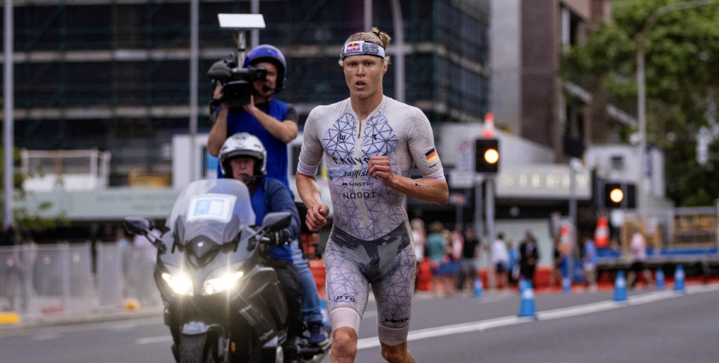 T100 Drama in Dubai: Chaos Reigns as Favorites Miscount Laps, Mika Noodt Claims Win