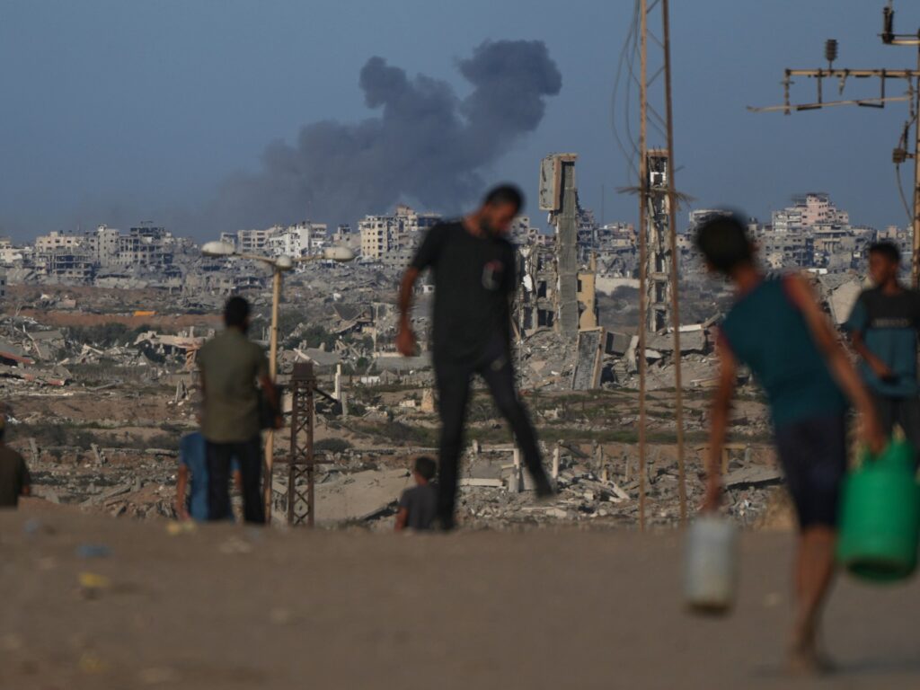 LIVE: Israel keeps bombing Gaza as ceasefire talks in Egypt enter third day