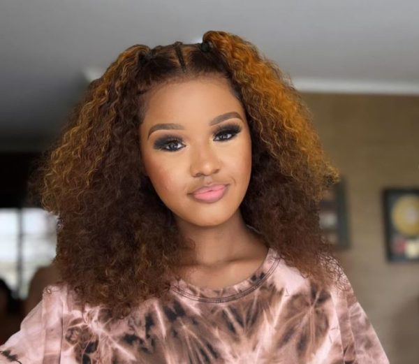 Babes Wodumo breaks down as she reads niece’s touching letter at Mampintsha’s grave