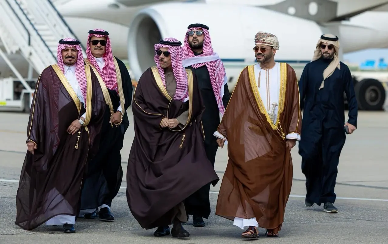 Saudi FM Arrives in Muscat for Coordination Council Meeting with Oman