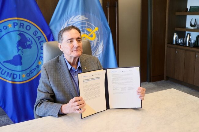 PAHO Director signs the 2026–2031 Subregional Cooperation Strategy for South America
