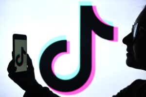 TikTok agrees to deal to cede control of US business to American investor group