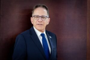 Iranian hacker group claims to have compromised Netanyahu chief of staff’s phone, threatens release of information related to Qatargate