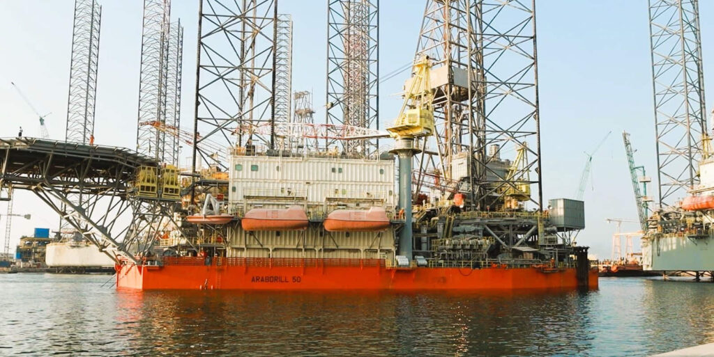 Jack-up rig comes to Ocean Oilfield’s shipyard