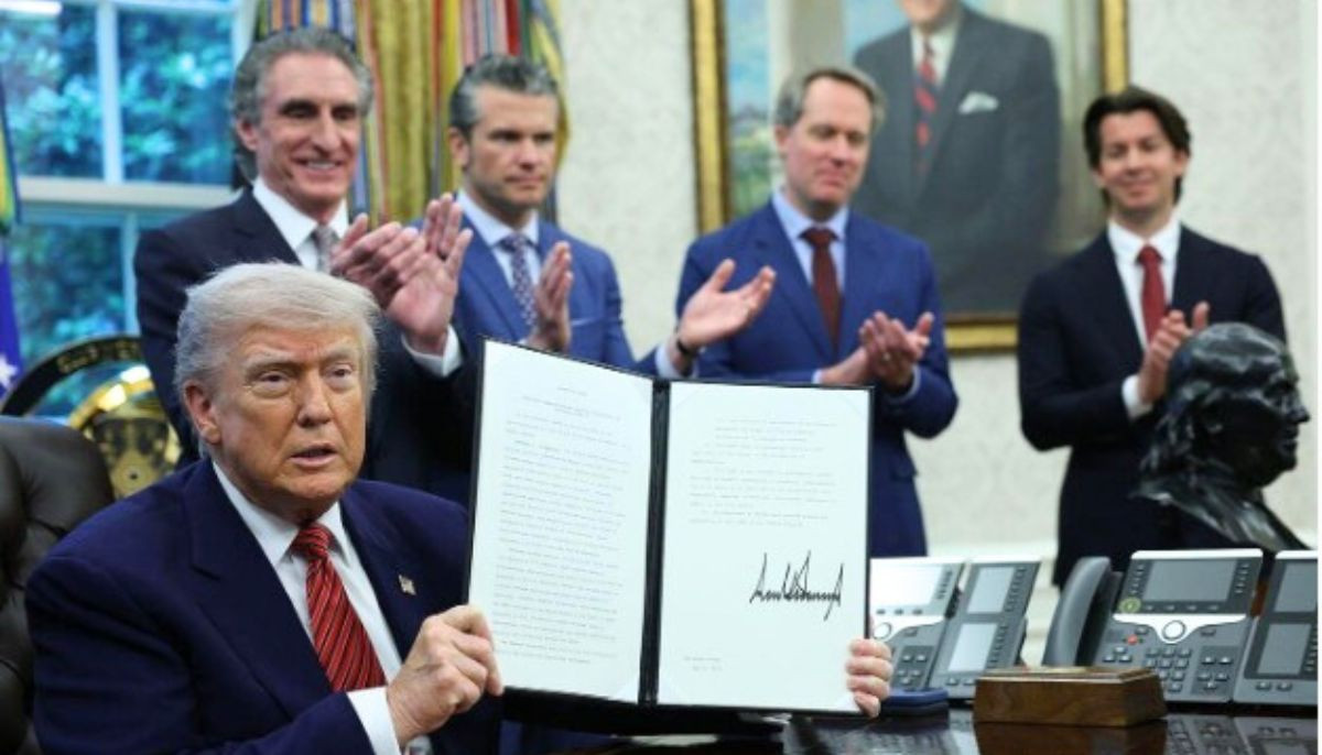 Trump signs executive order blocking states from regulating own AI rules