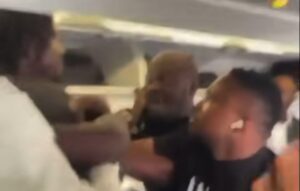 VeryDarkMan, Mr Jollof exchange blows inside aircraft