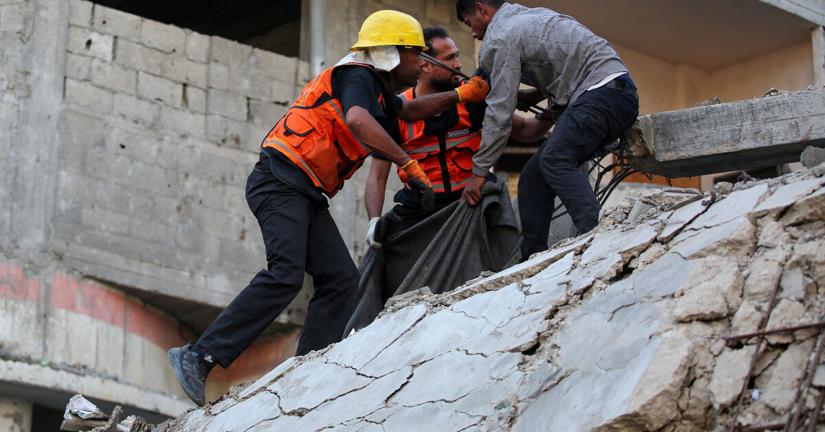 Israeli airstrikes kill 14 people in Gaza, medics say