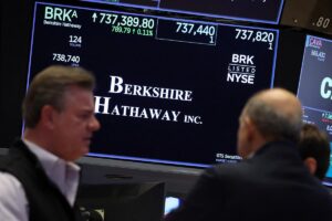 Berkshire Hathaway stock picker Todd Combs departs to lead new strategic investment group at JPMorgan