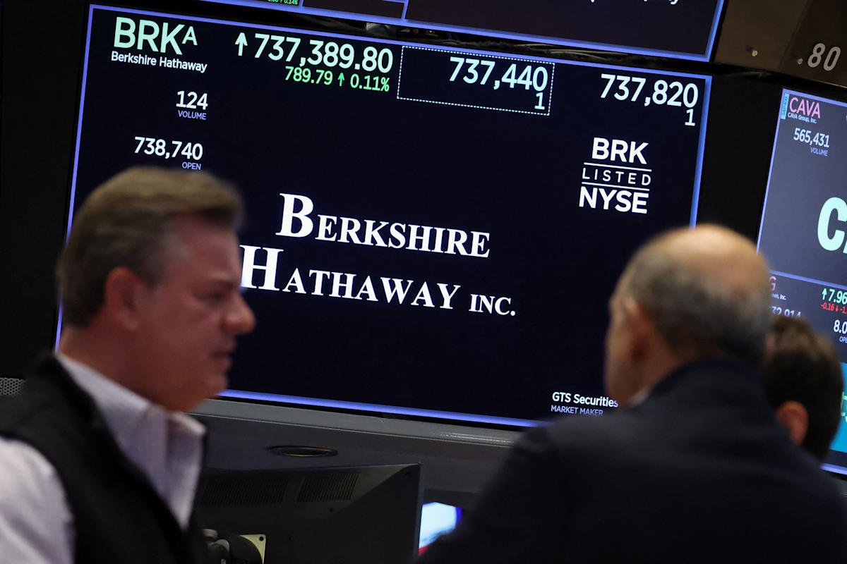 Berkshire Hathaway stock picker Todd Combs departs to lead new strategic investment group at JPMorgan