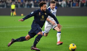 Why is Juventus letting McKennie run down his contract?