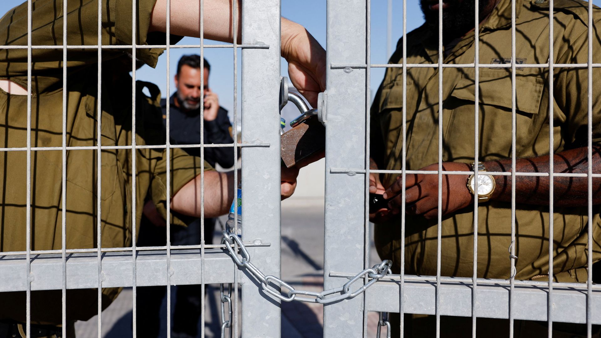 Report claims that almost 100 Palestinian prisoners have died in Israeli jails since October 2023