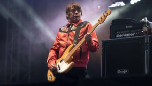 “A true giant of this city and a massive influence on anyone who’s ever picked up a guitar”: Gary ‘Mani’ Mounfield, legendary British rock bassist of The Stone Roses and Primal Scream, dies aged 63