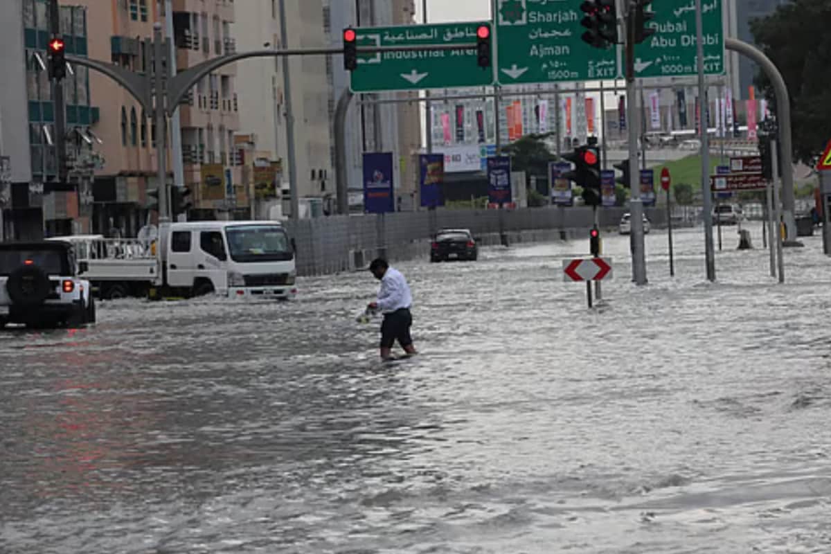 Heavy Rain Submerges Parts Of Dubai, Disrupts Flights Across UAE | Videos