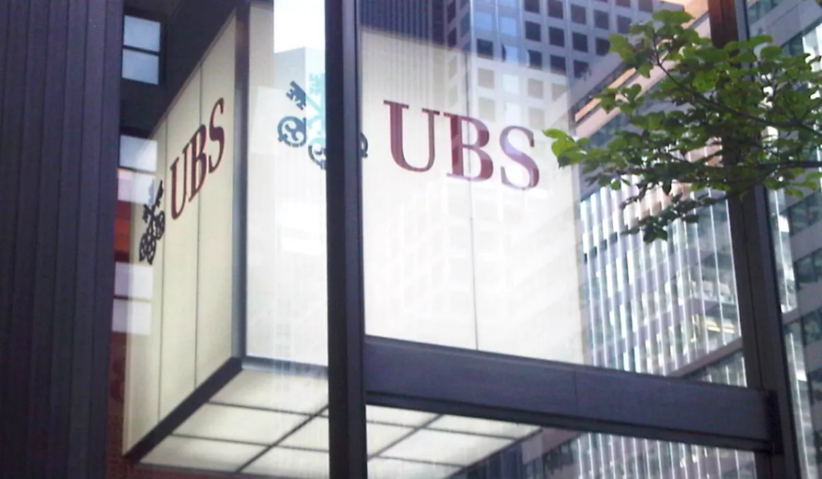 Spotify Stock (SPOT) Hit with Multiple Price Target Drops—Wells Fargo, Bernstein, Oppenheimer, UBS, Cantor Fitzgerald, Guggenheim Soften Their Forecasts for 2026