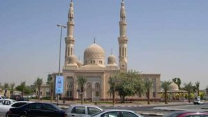 All Mosques in UAE to Hold Friday Prayers at Same Time
