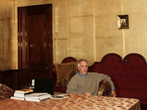 Photographer Unveils Never-Before-Seen Images of Jeffrey Epstein, 11 Years Post-Intimidation