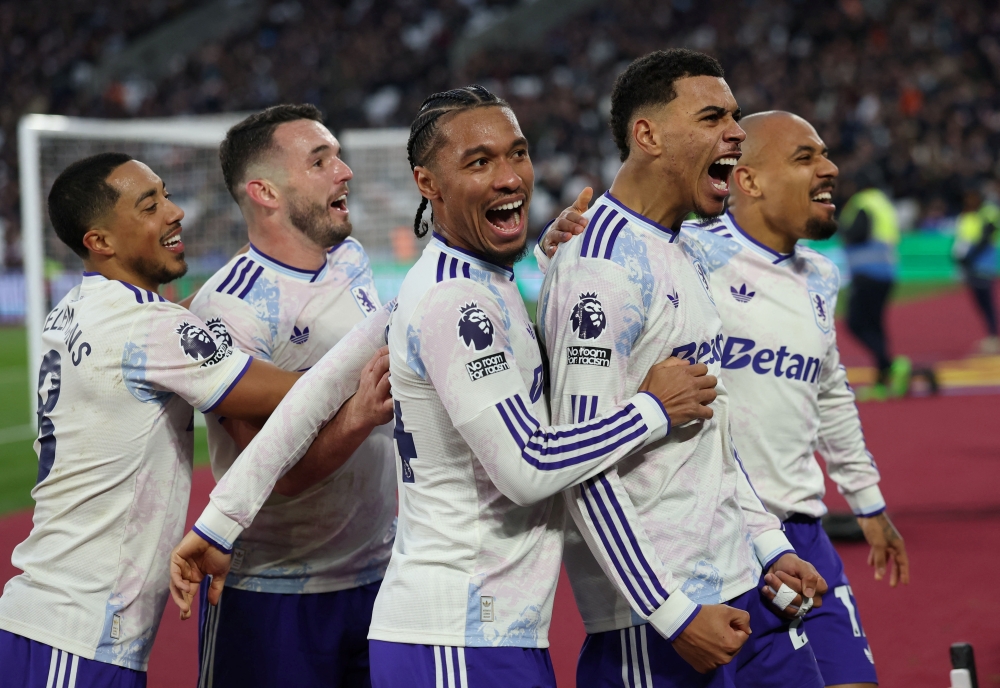 Sleeping giants no more as Aston Villa gatecrash Premier League title conversation