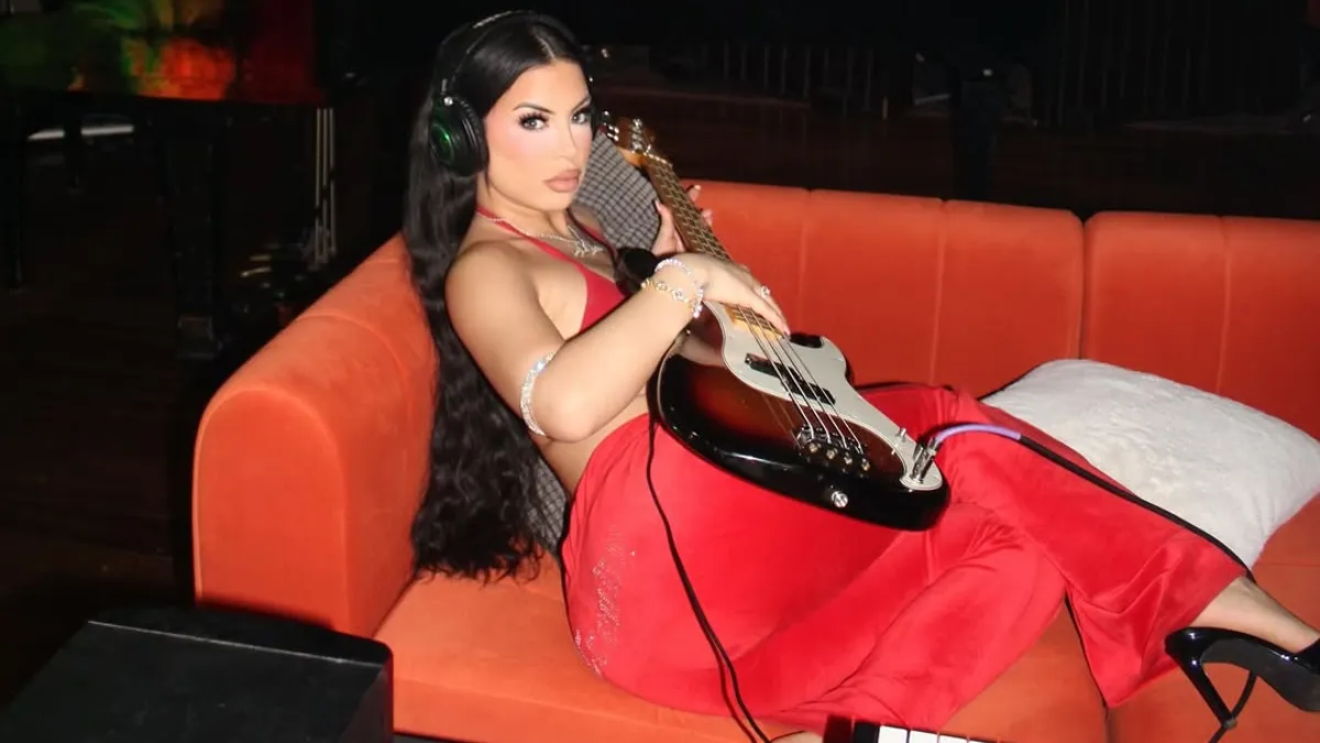 Delarosa, 22-Year-Old Latin Singer and Influencer, Killed in ‘Ambush-Style’ Los Angeles Shooting