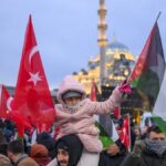 Hundreds of thousands march in Istanbul in solidarity with Gaza