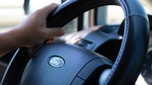 Ford’s 4.2% dividend yield masks a hidden risk