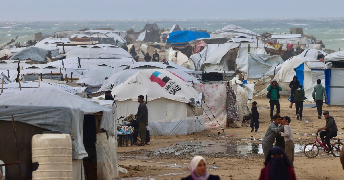 Israel to ban 37 aid groups operating in Gaza