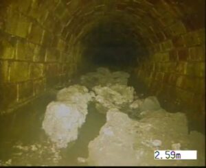 Monster 100 tonne ‘fatberg’ discovered in London sewer as warning issued before Christmas