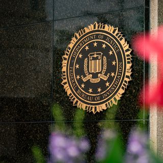 FBI arrests suspect in Jan. 6 eve pipe bomb case