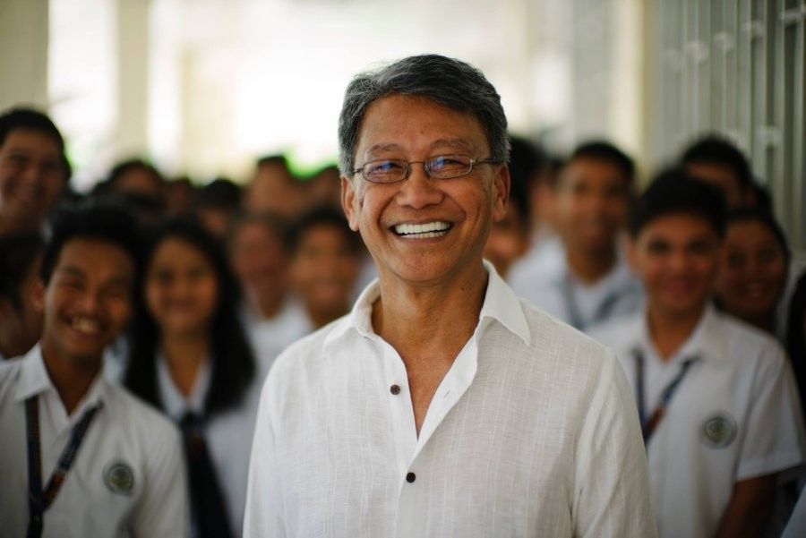Filipino tech pioneer Dado Banatao dies at 79