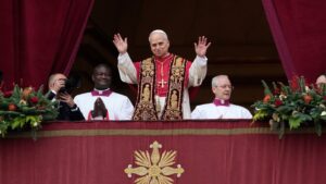 Pope urges faithful to shed indifference in face of suffering…