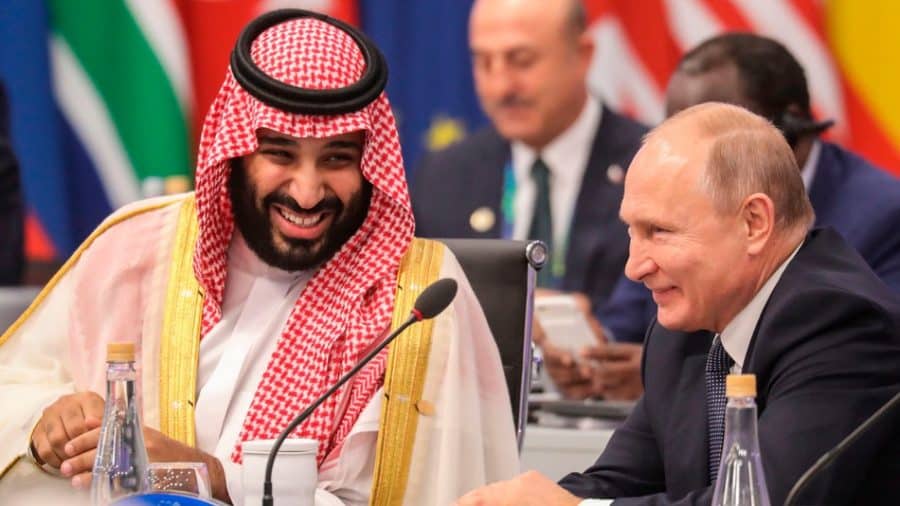 Saudi Arabia, Russia Sign Mutual Visa Exemption Agreement