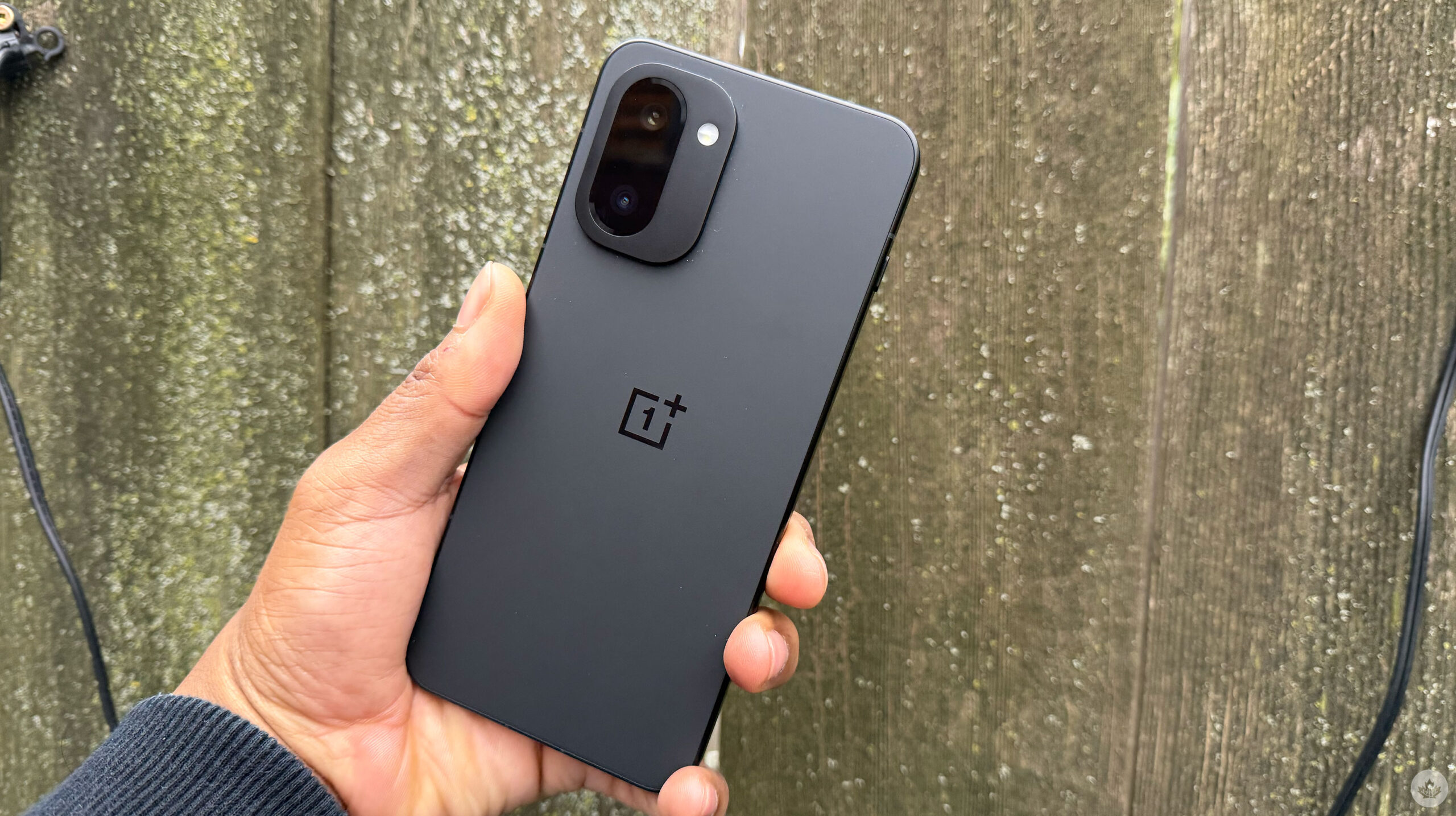 OnePlus might be creating a ‘people’s phone’ with a massive battery
