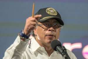 Colombia spy chief says working ‘hand in hand’ with CIA despite row