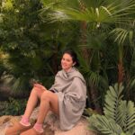 Selena Gomez Cosigns the Underrated Uggs You’ll Wear Way Past Winter